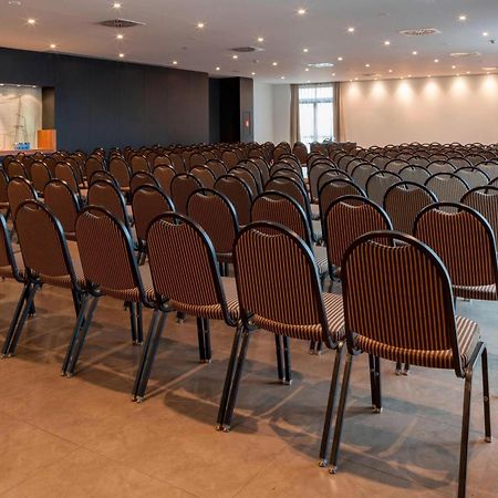 Ac Hotel By Marriott Madrid Airport Coslada Εξωτερικό φωτογραφία