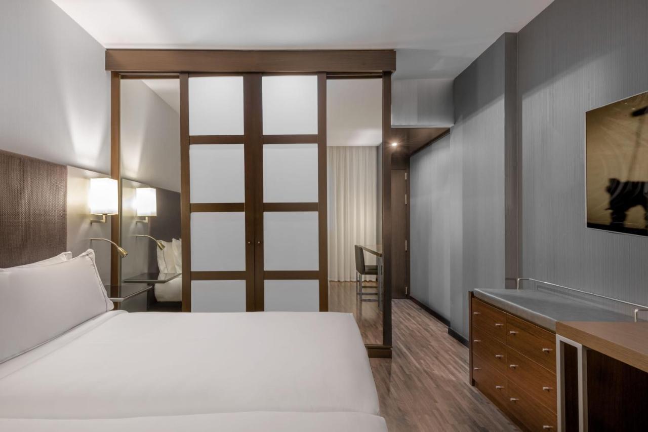 Ac Hotel By Marriott Madrid Airport Coslada Εξωτερικό φωτογραφία