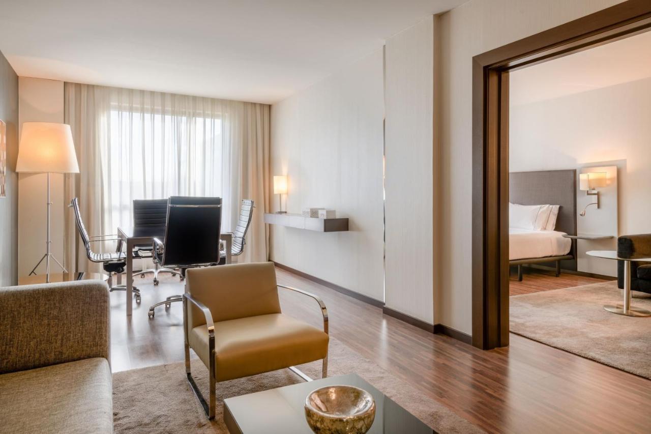 Ac Hotel By Marriott Madrid Airport Coslada Εξωτερικό φωτογραφία