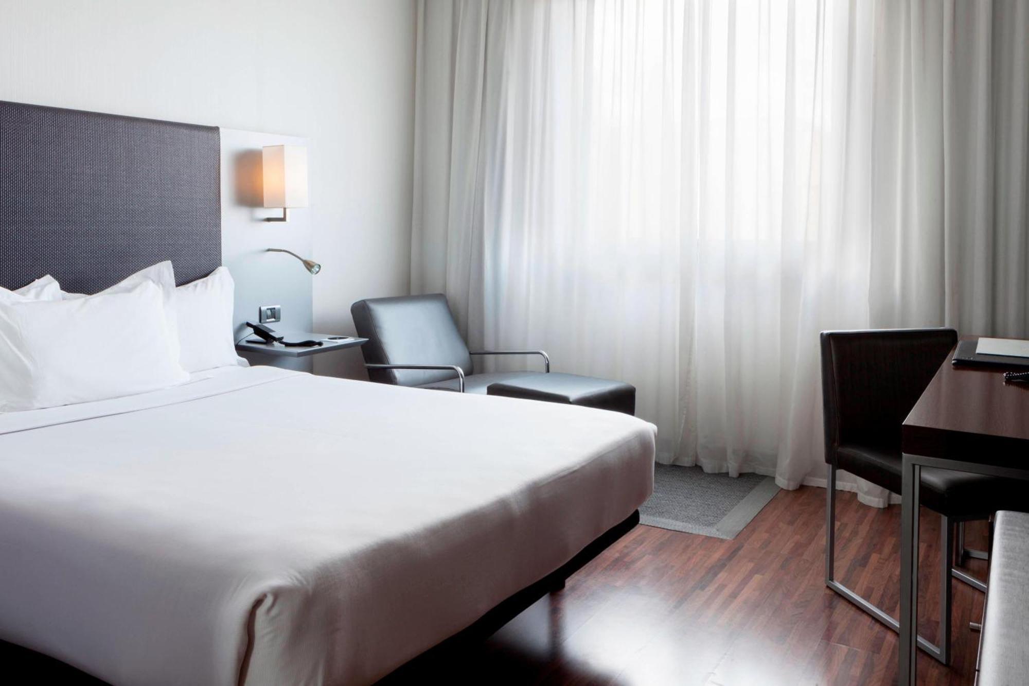 Ac Hotel By Marriott Madrid Airport Coslada Εξωτερικό φωτογραφία