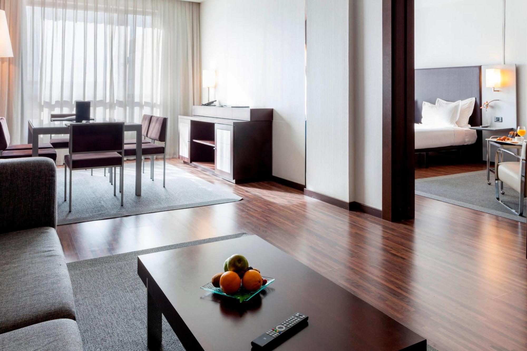 Ac Hotel By Marriott Madrid Airport Coslada Εξωτερικό φωτογραφία