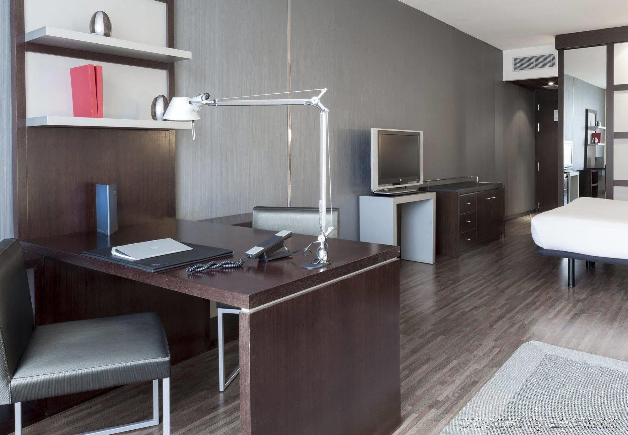 Ac Hotel By Marriott Madrid Airport Coslada Εξωτερικό φωτογραφία