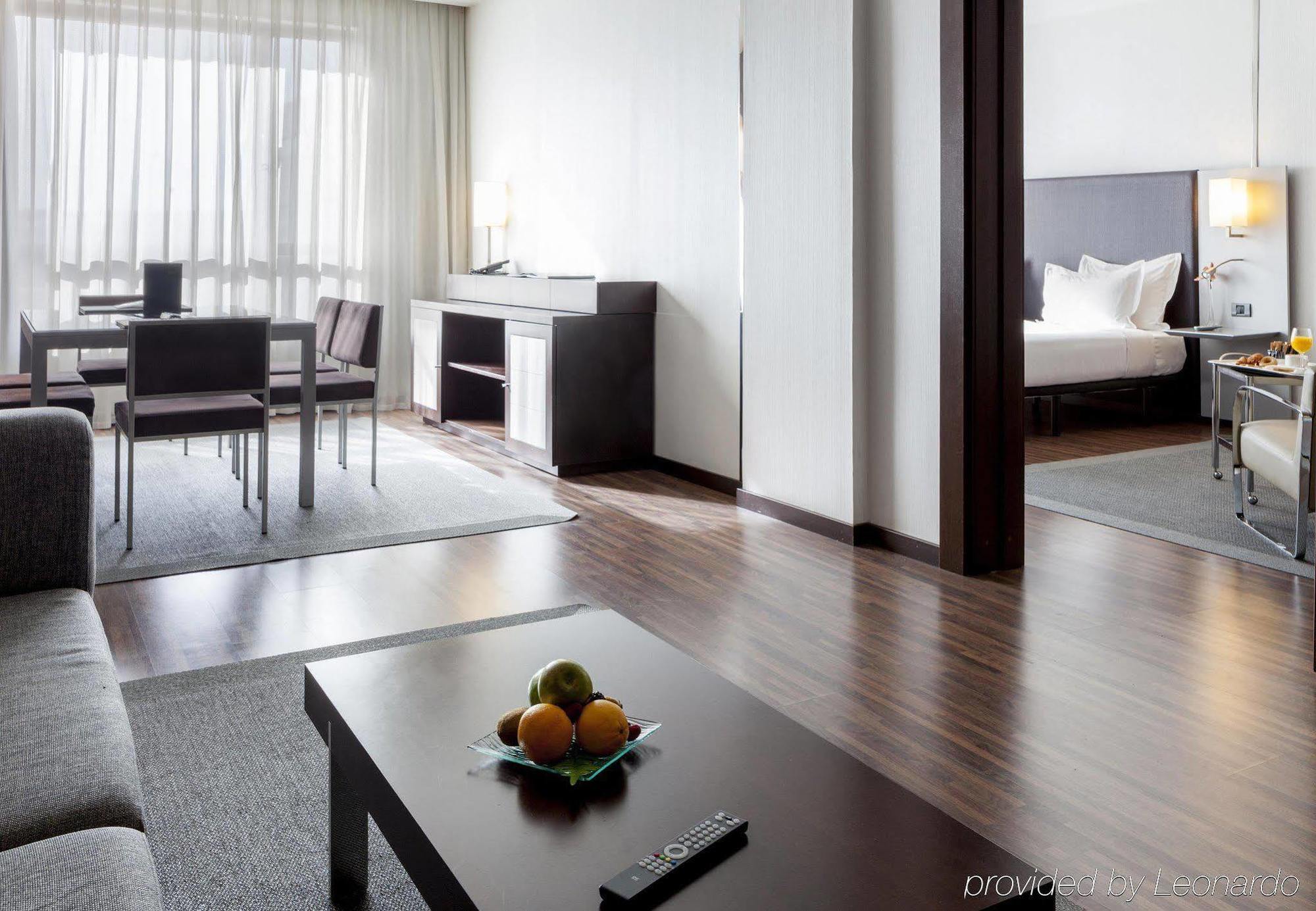 Ac Hotel By Marriott Madrid Airport Coslada Εξωτερικό φωτογραφία