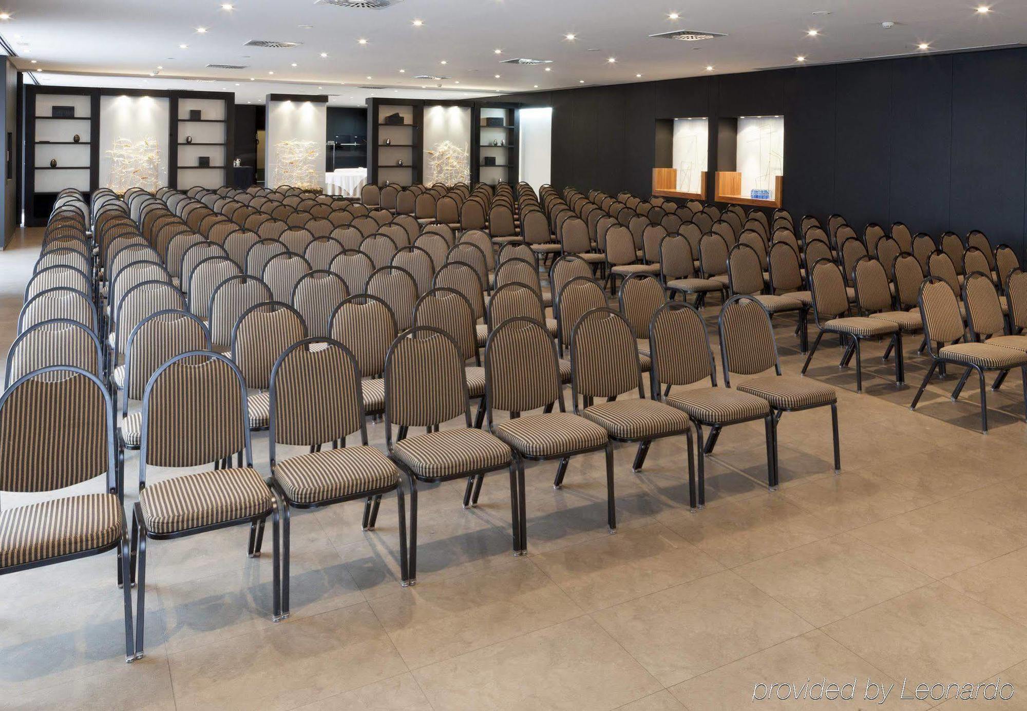 Ac Hotel By Marriott Madrid Airport Coslada Εξωτερικό φωτογραφία